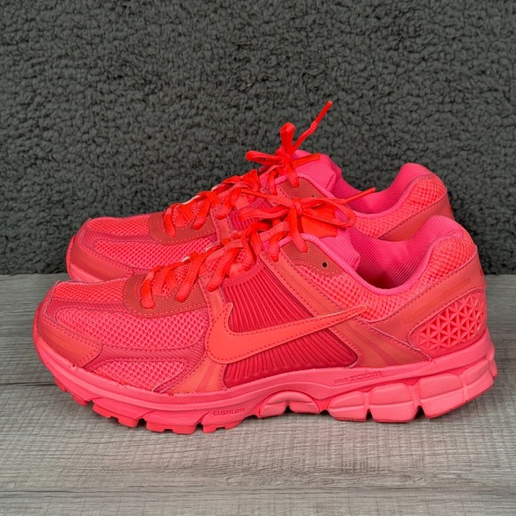 Nike Air Zoom Vomero 5 Shoes Men US9 Hot Punch Pink Athletic Sneakers HF5493-600